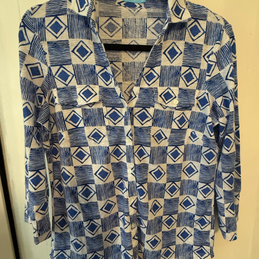 J. McLaughlin Blue and white geometric Patterned linen blend Top size small